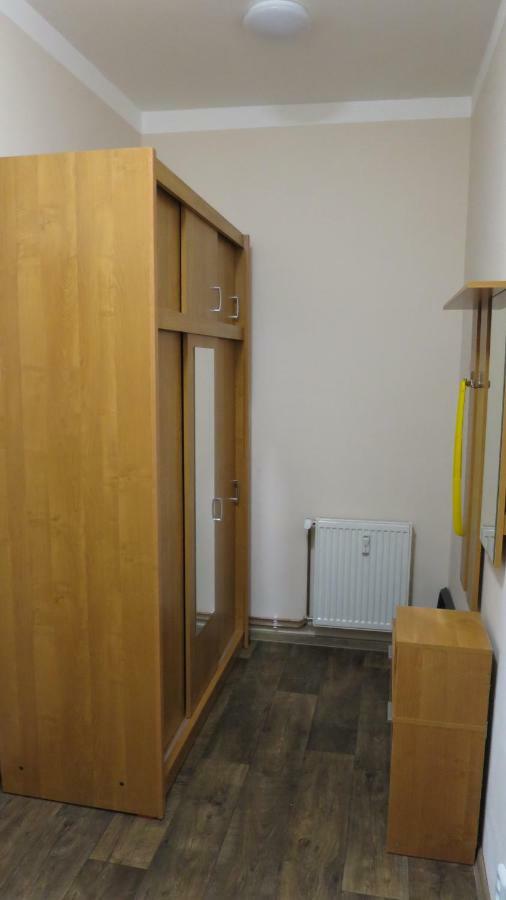 Booking Trzni Decin Kültér fotó
